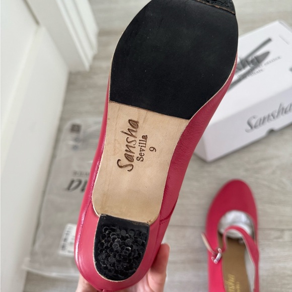 Sasha Flamenco Red Shoes | Size 9 / US 7.5 (NWT) - Picture 6 of 7